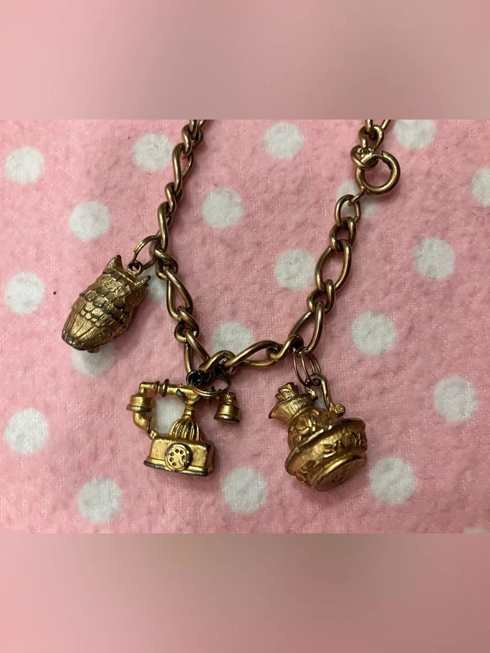 Avon Faux Gold charm bracelet - medium
